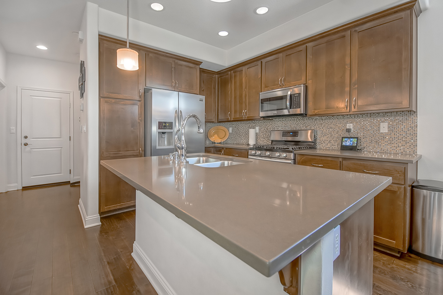 D KITCHEN 01